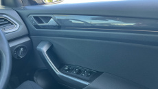 Volkswagen T-Roc 1.5 TSI EVO SEL 5dr Petrol Hatchback